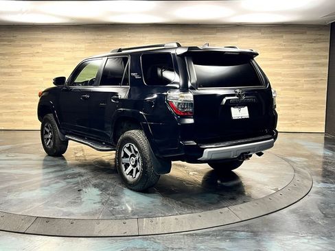 Used 2022 Toyota 4Runner TRD Off-Road Premium AWD/4WD image 15