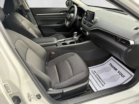 Used 2021 Nissan Altima 2.5 SV image 18