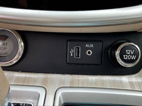 Used 2018 Nissan Murano SL w/ Moonroof Package AWD/4WD image 16