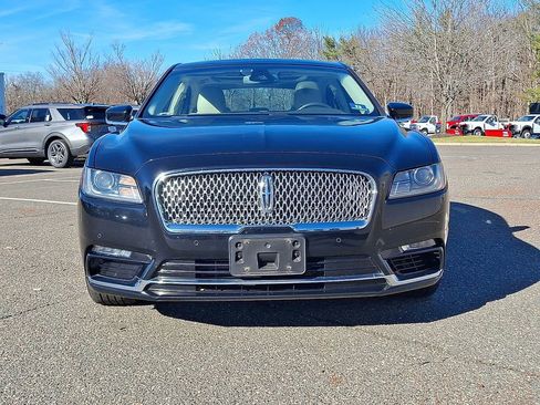 Used 2018 Lincoln Continental Reserve w/ Continental Climate Package image 5