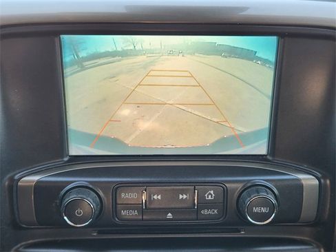 Used 2018 Chevrolet Silverado 1500 High Country image 18