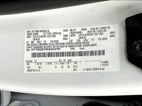 Certified 2019 Ford F250 Lariat w/ Lariat Value Package AWD/4WD image 23