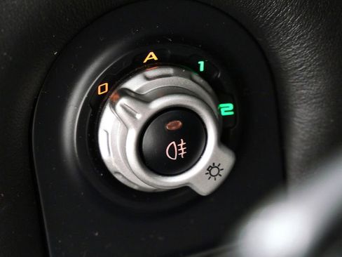 Used 2012 McLaren MP4-12C Coupe RWD image 38