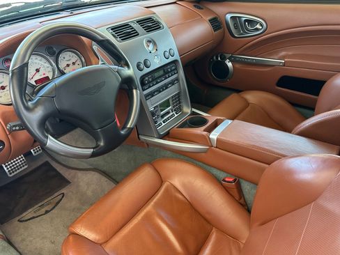 Used 2004 Aston Martin Vanquish RWD image 11