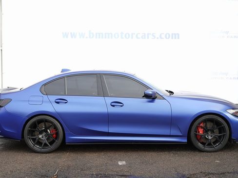 Used 2022 BMW 330i xDrive Sedan w/ M Sport Package image 8