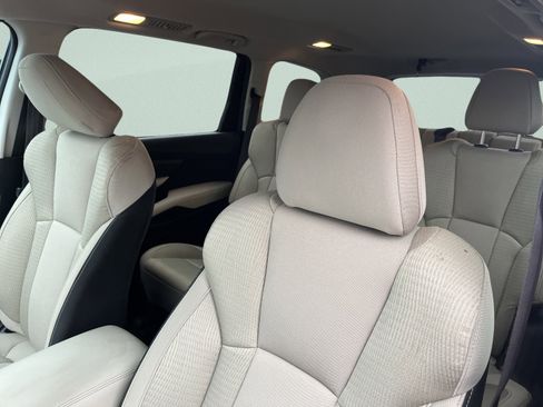 Used 2022 Subaru Ascent Premium w/ Convenience Package image 15