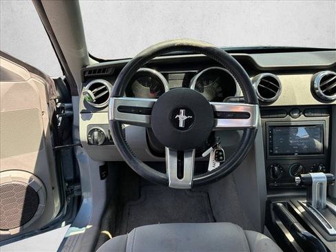 Used 2006 Ford Mustang GT RWD image 11