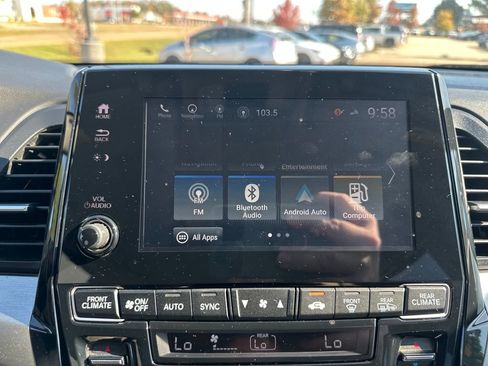 Used 2023 Honda Odyssey Touring image 21