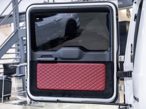 Used 2025 Mercedes-Benz G 63 AMG 4MATIC image 28