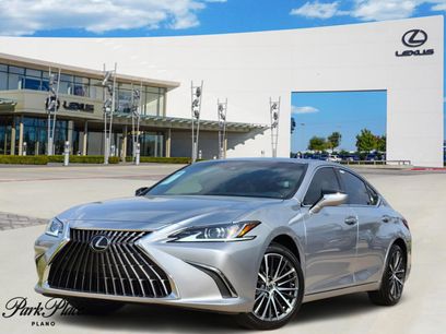 New 2025 Lexus ES 350 w/ Premium Package