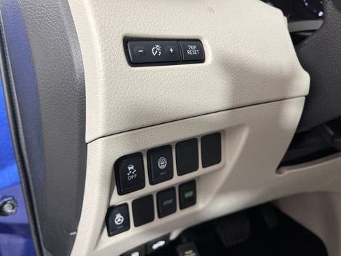 Used 2022 Nissan Rogue Sport SV FWD image 32