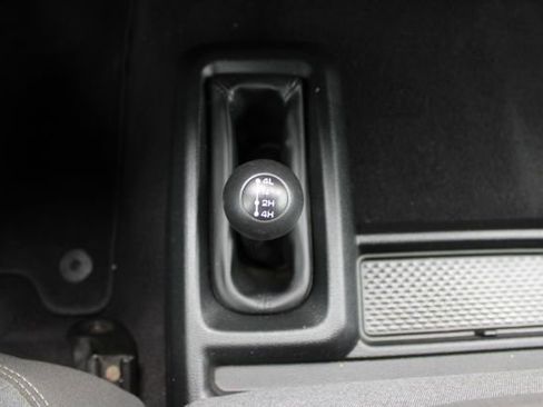 Used 2024 RAM 3500 Tradesman w/ Chrome Appearance Group AWD/4WD image 26