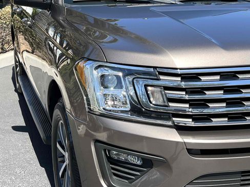 Used 2019 Ford Expedition Max XLT RWD image 50