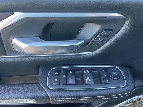 Used 2022 RAM 1500 Laramie image 21