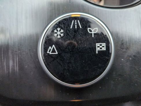 Used 2023 Nissan Rogue S image 33