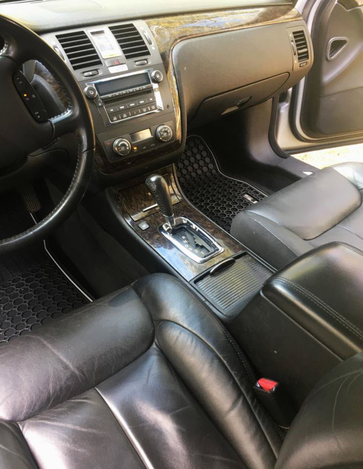 Used 2008 Cadillac DTS FWD image 18