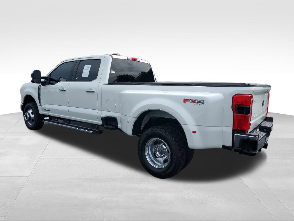 Used 2025 Ford F350 Lariat w/ Chrome Package AWD/4WD image 3