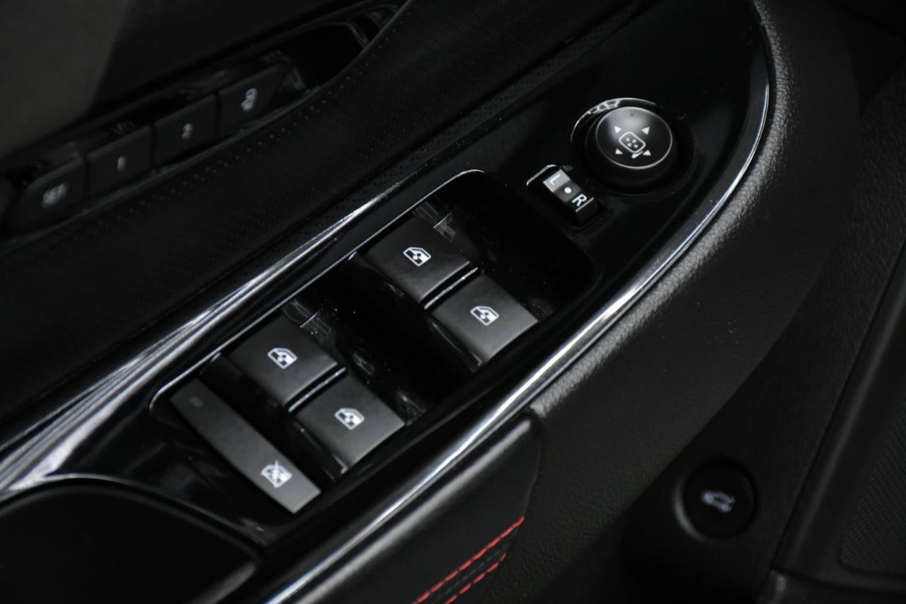 Used 2016 Chevrolet SS RWD image 20