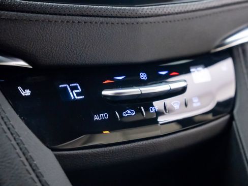 Certified 2023 Cadillac XT5 Sportv AWD/4WD image 28