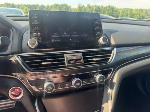 Used 2021 Honda Accord Sport image 16