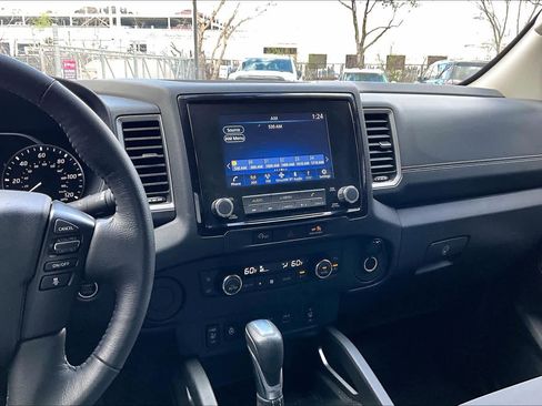 Certified 2023 Nissan Frontier SV w/ SV Convenience Package image 7