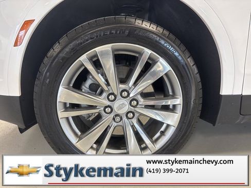 Used 2024 Cadillac XT5 Premium Luxury image 11