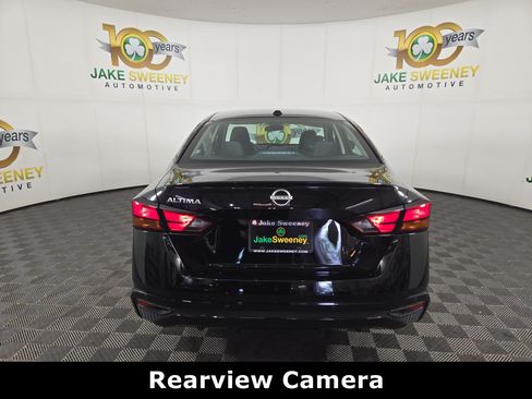 Used 2025 Nissan Altima 2.5 SV FWD image 7