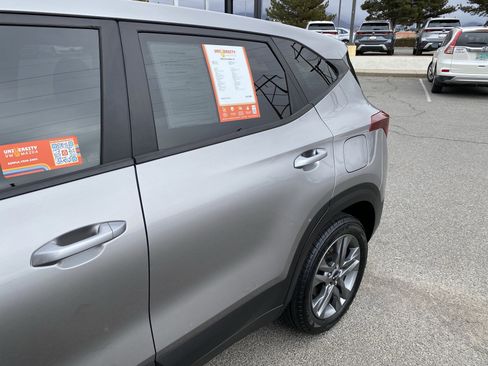 Used 2022 Kia Seltos LX image 51