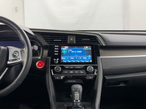 Certified 2019 Honda Civic EX image 32