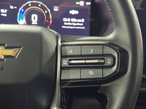 Used 2024 Chevrolet Colorado LT w/ LT Convenience Package II image 32