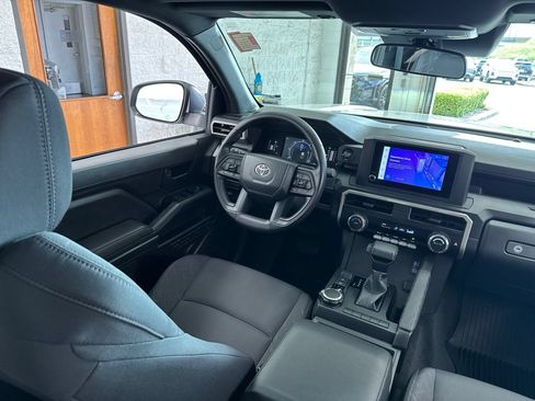 Certified 2024 Toyota Tacoma SR AWD/4WD image 42