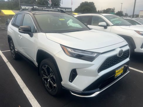 New 2025 Toyota RAV4 XSE w/ Premium Package image 3