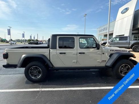 Used 2022 Jeep Gladiator Rubicon w/ LED Lighting Group AWD/4WD image 10