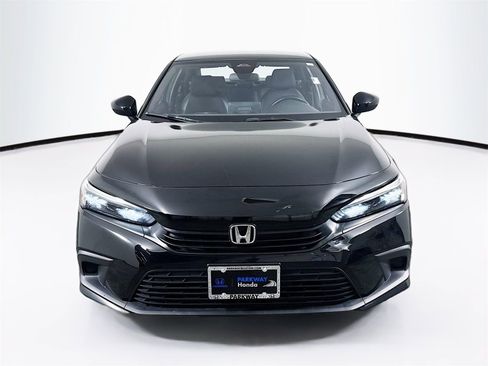 Used 2025 Honda Civic Sport image 2