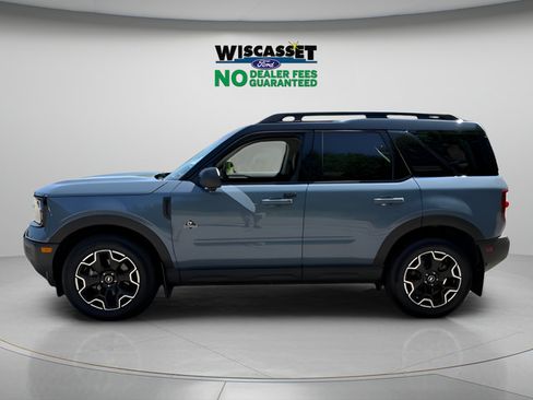 Used 2025 Ford Bronco Sport Outer Banks w/ Outer Banks Tech Package+ AWD/4WD image 2