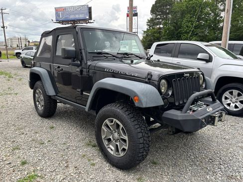 Used 2015 Jeep Wrangler Rubicon w/ Trailer Tow Group AWD/4WD image 3