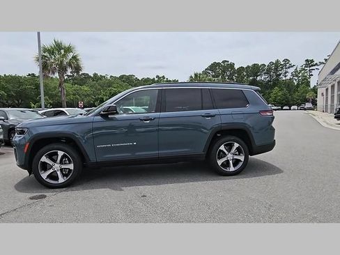 Used 2026 Jeep Grand Cherokee L Limited w/ Trailer Tow Package AWD/4WD image 18