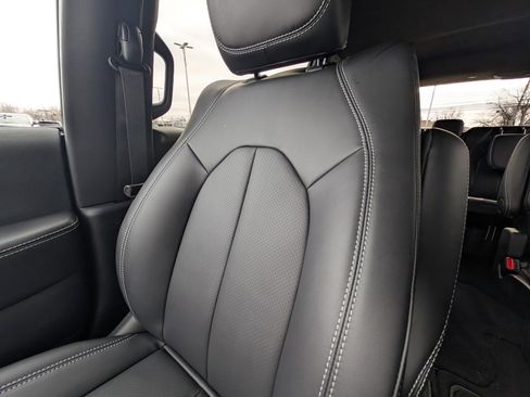 New 2026 Chrysler Voyager LX image 12