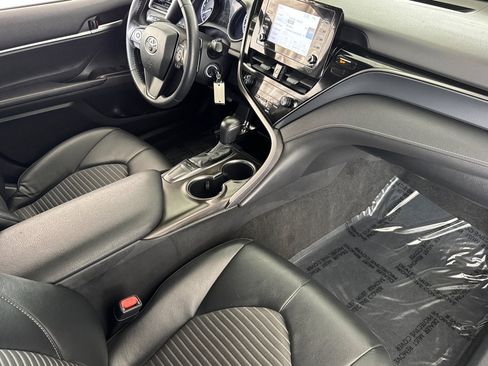 Used 2023 Toyota Camry SE FWD image 31
