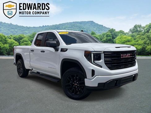 Used 2026 GMC Sierra 1500 Pro w/ Graphite Edition AWD/4WD image 1