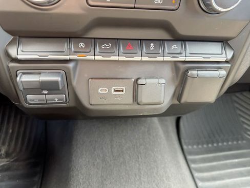 Used 2021 Chevrolet Silverado 1500 Custom w/ Safety Confidence Package image 23