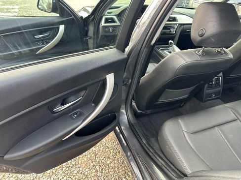 Used 2018 BMW 320i xDrive Sedan AWD/4WD image 11