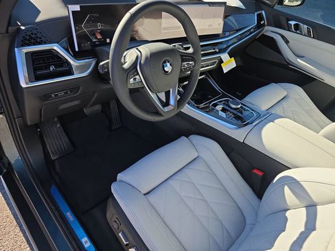 New 2026 BMW X5 xDrive40i image 9