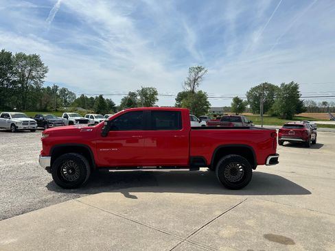 Used 2025 Chevrolet Silverado 2500 LT w/ All Star Edition AWD/4WD image 3