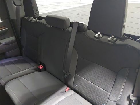 Used 2023 GMC Sierra 1500 SLE image 13