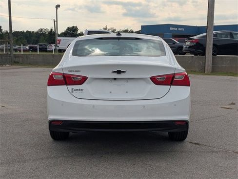 Used 2024 Chevrolet Malibu LS w/ Driver Confidence Package image 4