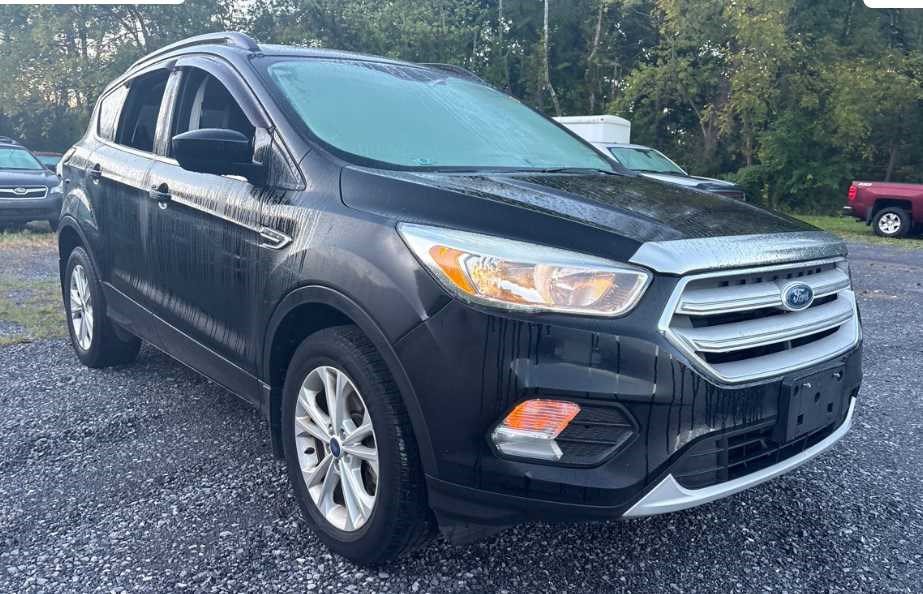 Used 2018 Ford Escape SE AWD/4WD image 3