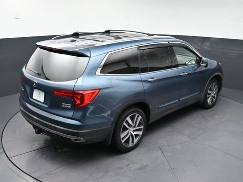 Used 2017 Honda Pilot Touring image 28
