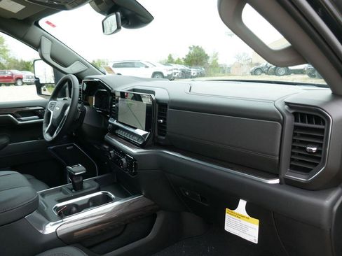 New 2026 Chevrolet Silverado 1500 LTZ w/ Max Trailering Package AWD/4WD image 10