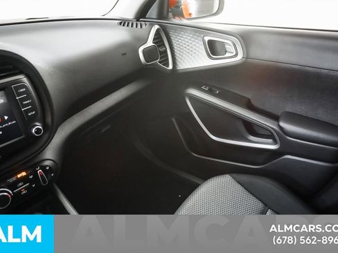 Used 2025 Kia Soul LX w/ LX Technology Package image 37